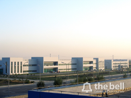 CrucialEms Tianjin Plant